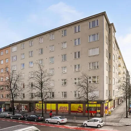 Kotimaailma - Sornaisten Rantatie 4 * Helsingfors